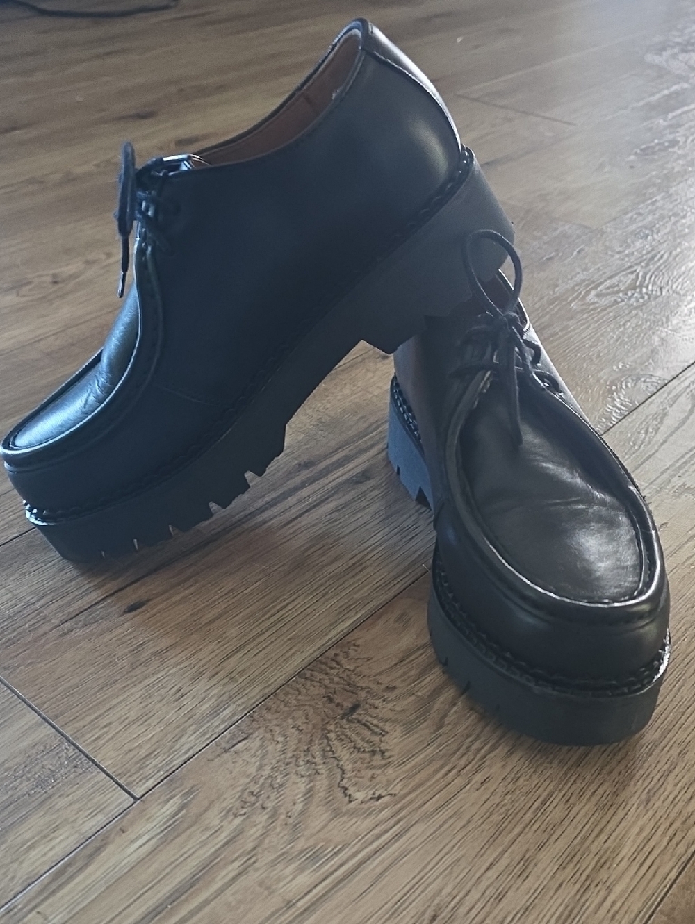 ODAJE paris Black Leather Platform Lace-Up Shoes